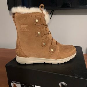 Sorel Joan Explorer boots